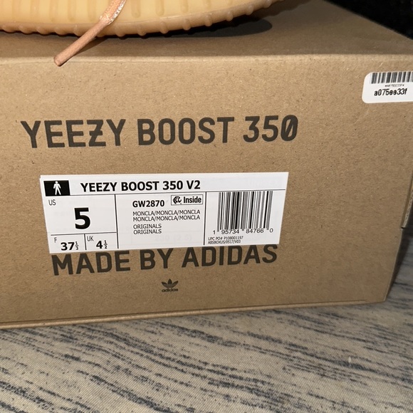 Yeezy 350 mono clay size 5 - Picture 6 of 8